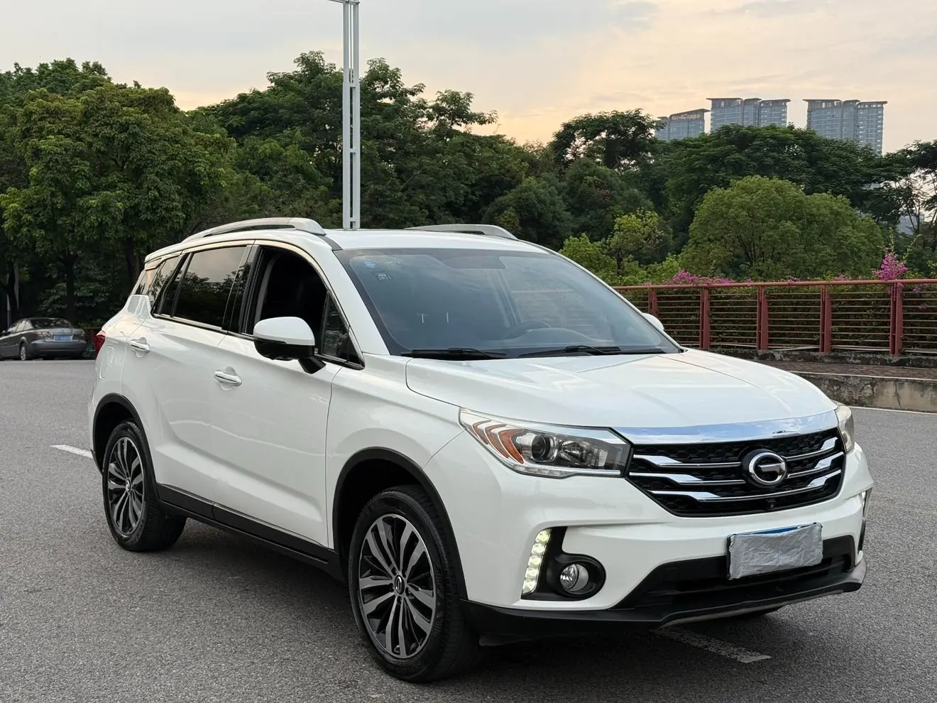 GAC Trumpchi GS4 1.5T photo 3
