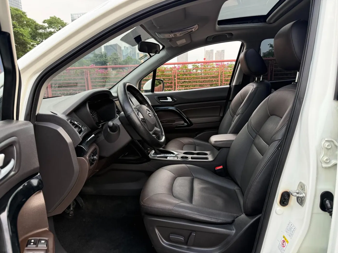 GAC Trumpchi GS4 1.5T photo 7