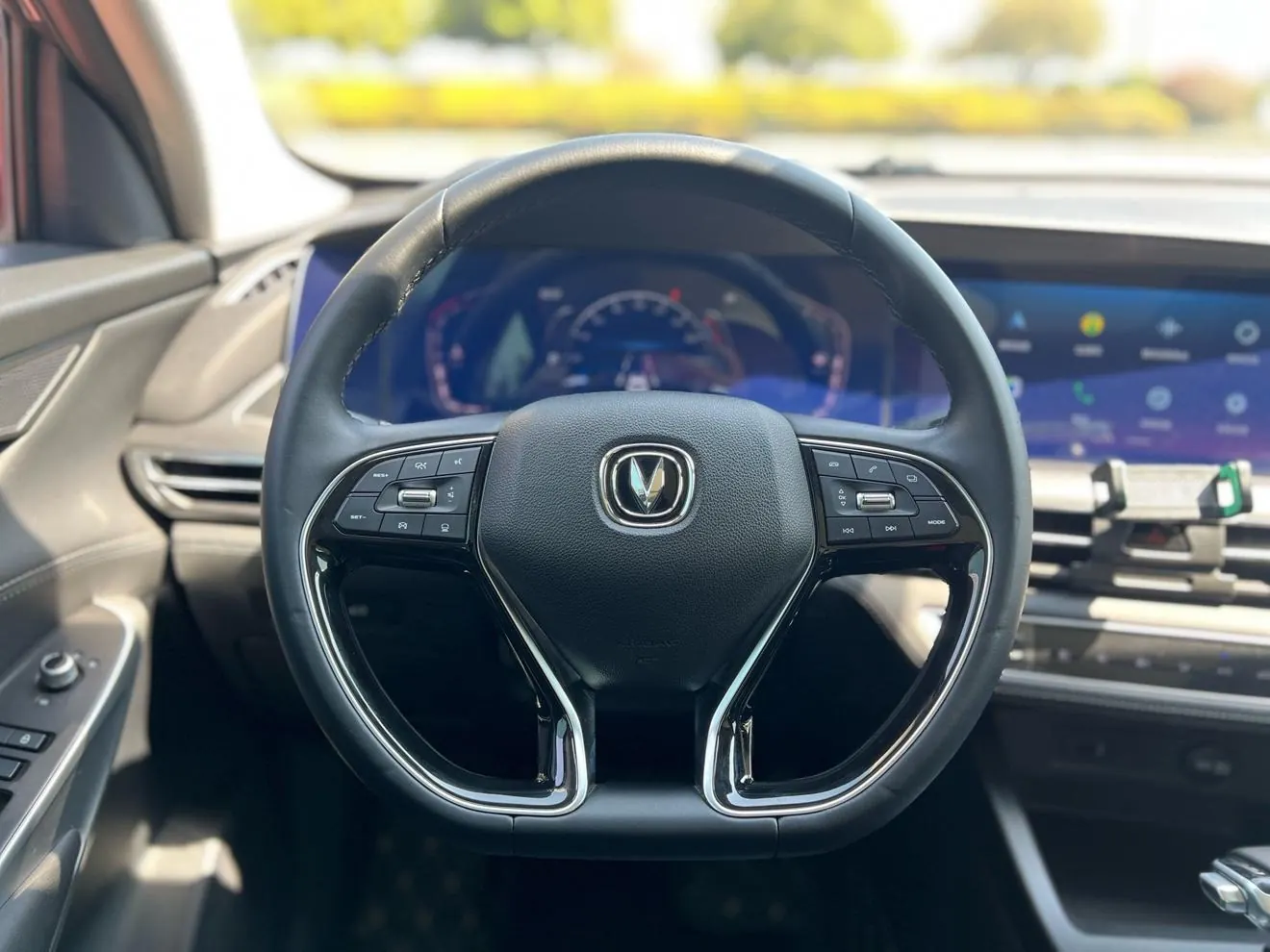 Changan CS75 PLUS 1.5T photo 10