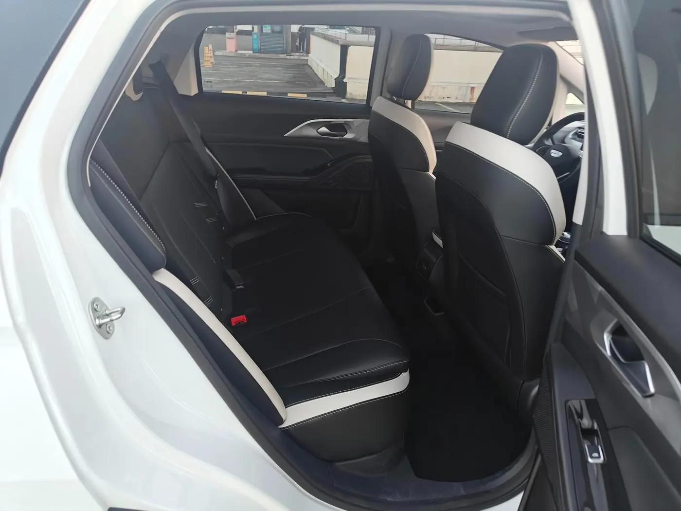 Geely Geometry E Firefly 401KM photo 5