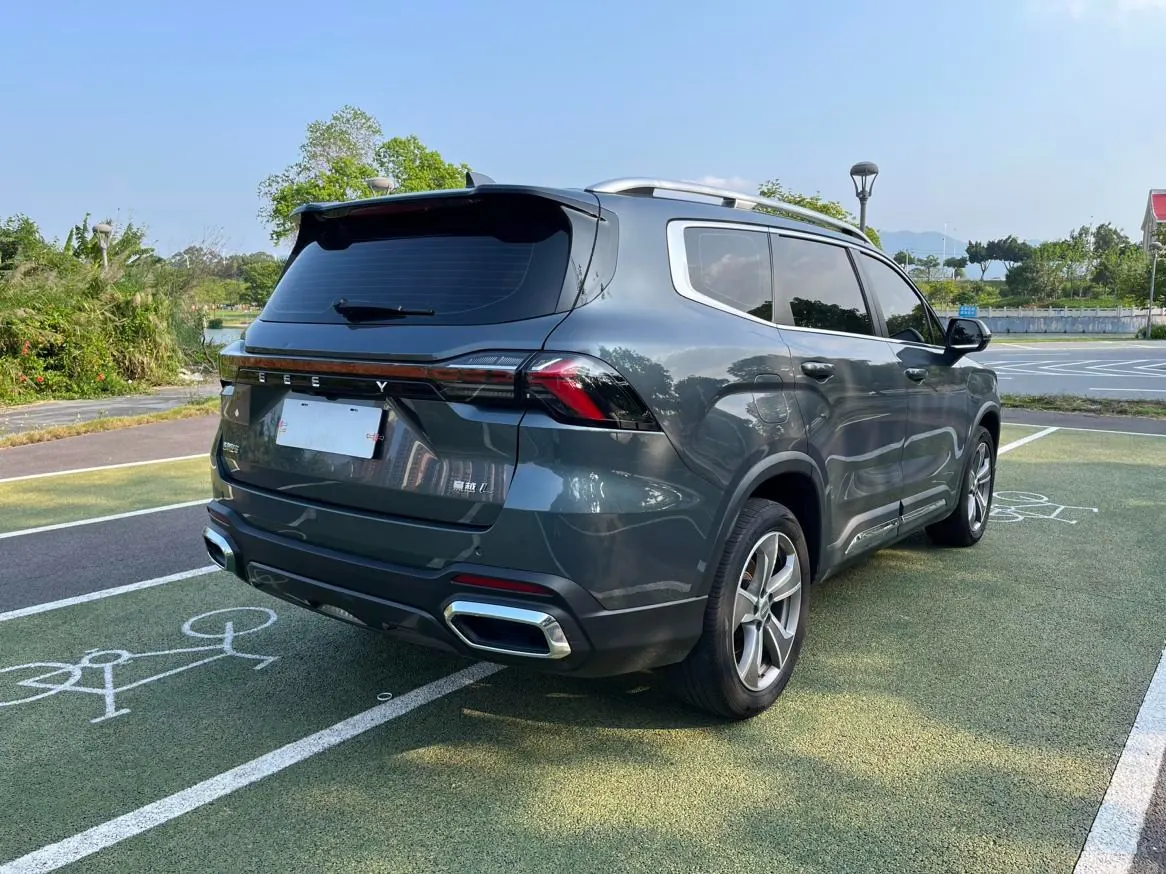 Geely Haoyue L 2.0TD photo 7