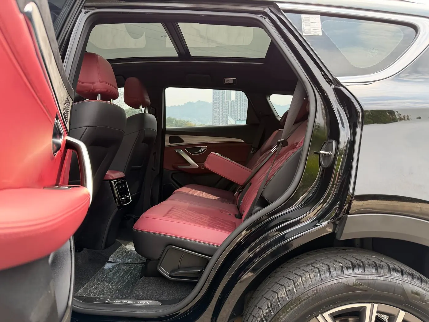 Jetour X70 PLUS 1.5T DCT PLUS photo 10