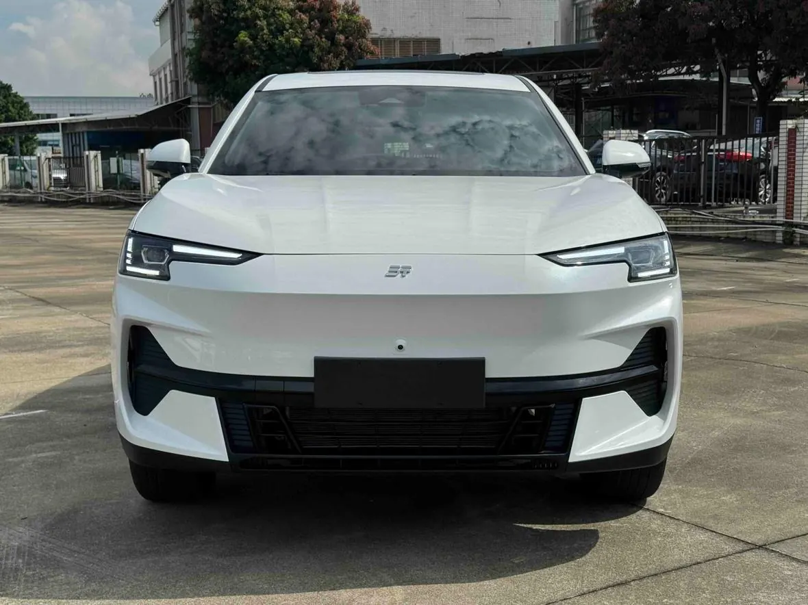Jetour Shanhai L6 1.5TD MAX photo 2