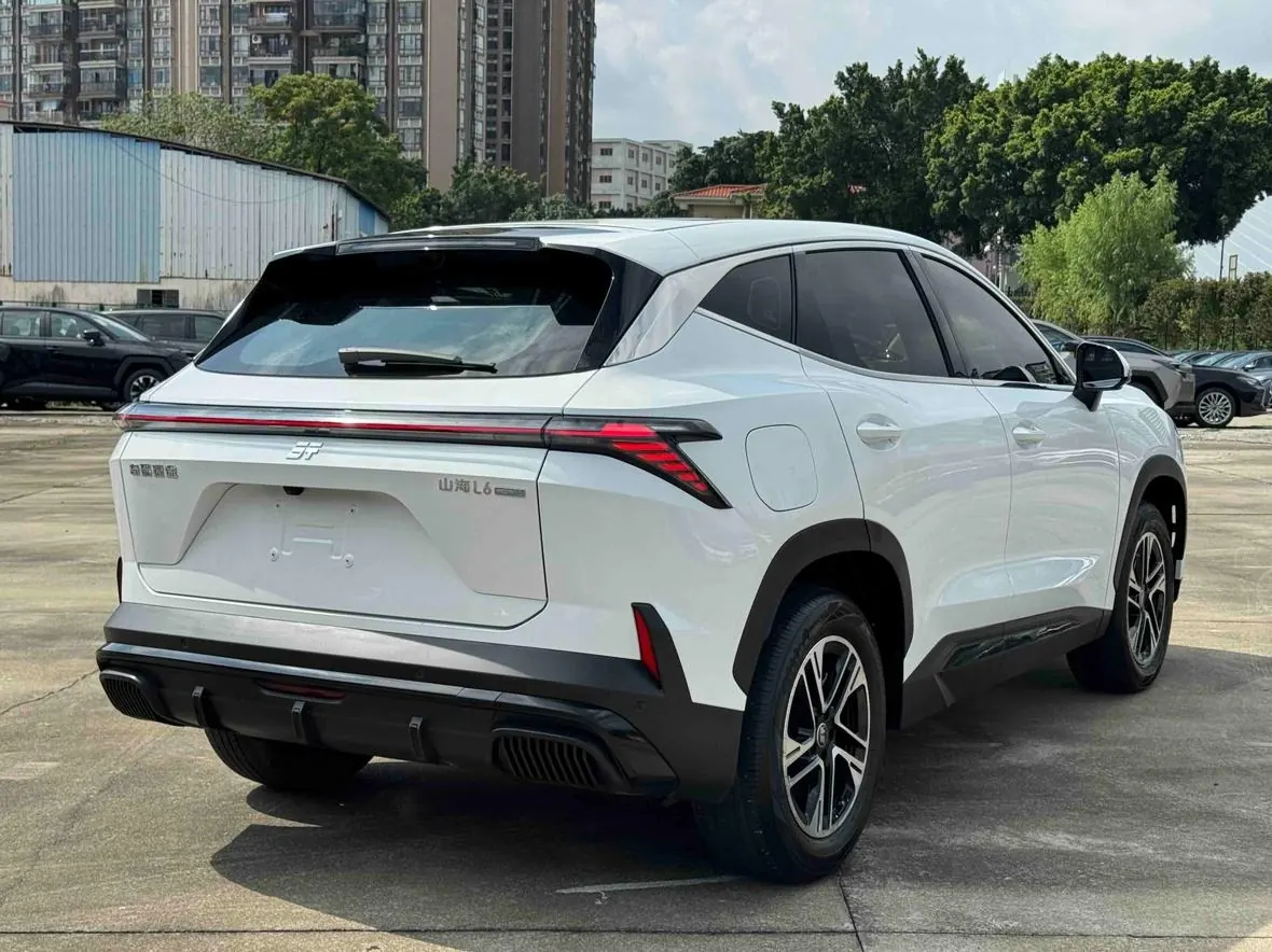 Jetour Shanhai L6 1.5TD MAX photo 5