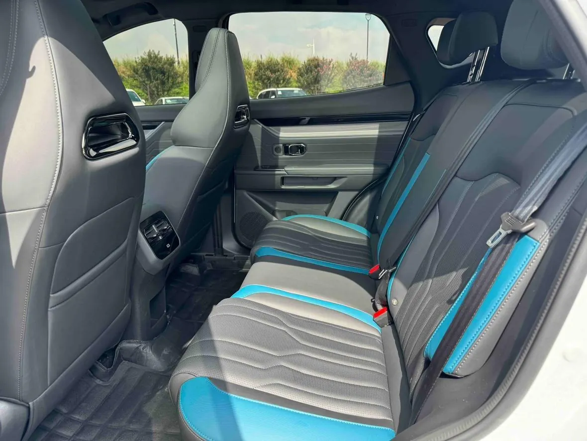 Jetour Shanhai L6 1.5TD MAX photo 9