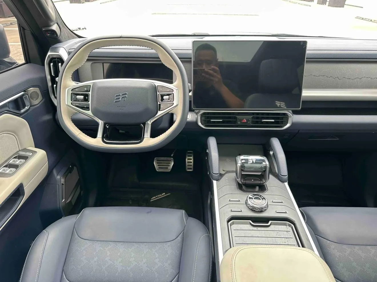 Jetour Traveler C- 1.5TD 208km photo 11